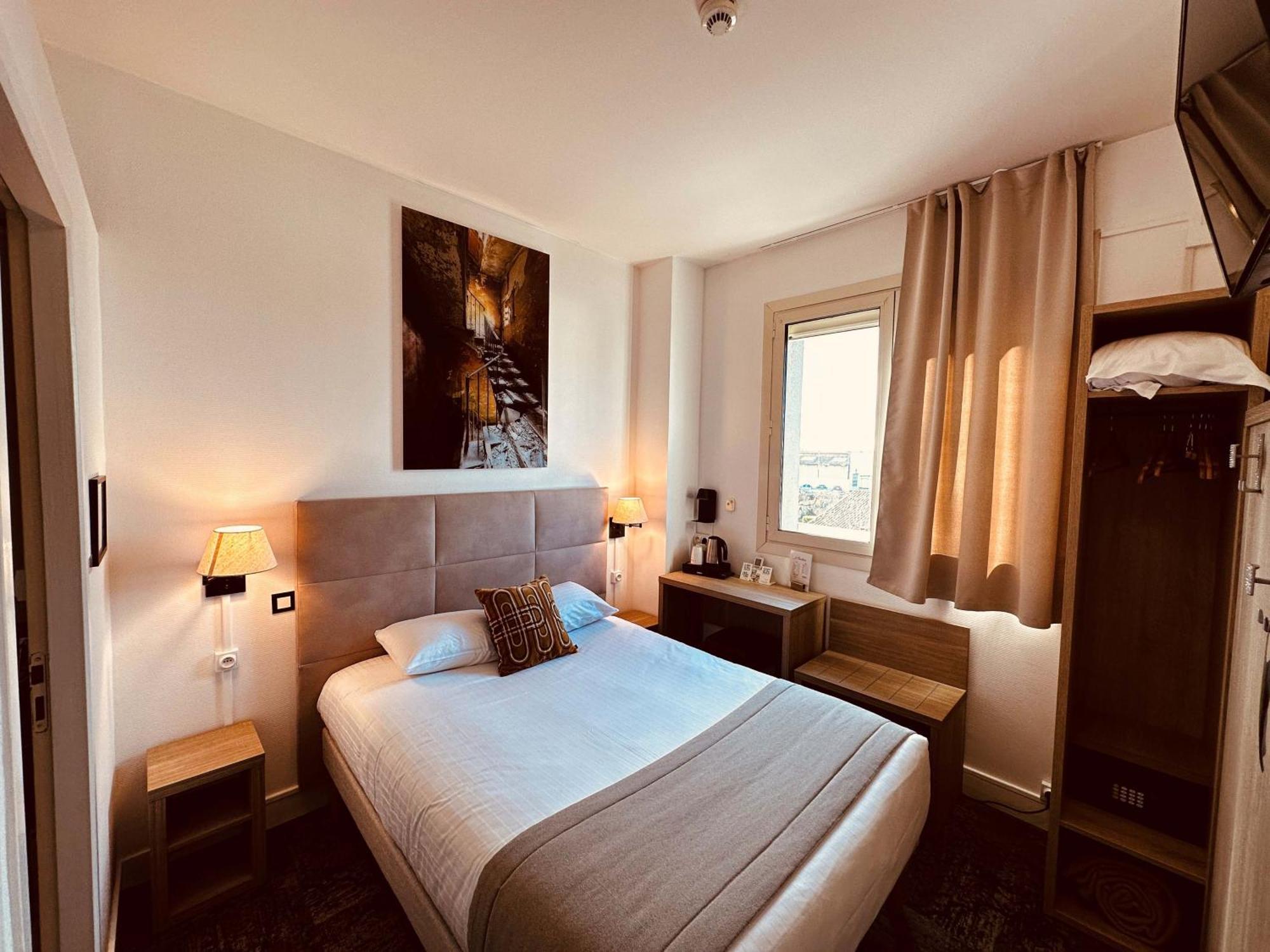Hotel Logis Le Passiflore Cognac