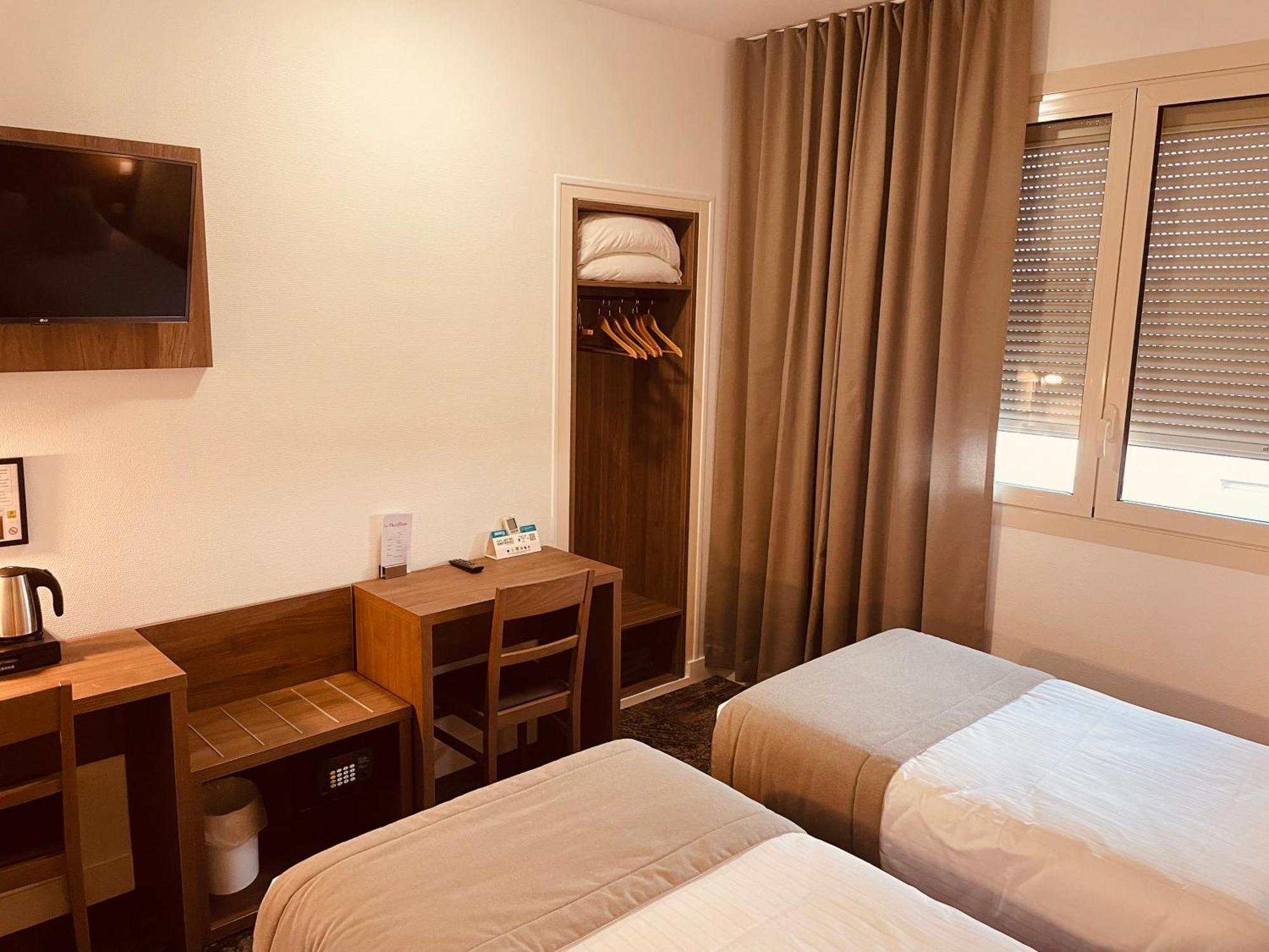Logis Le Passiflore Cognac Hotel 3*