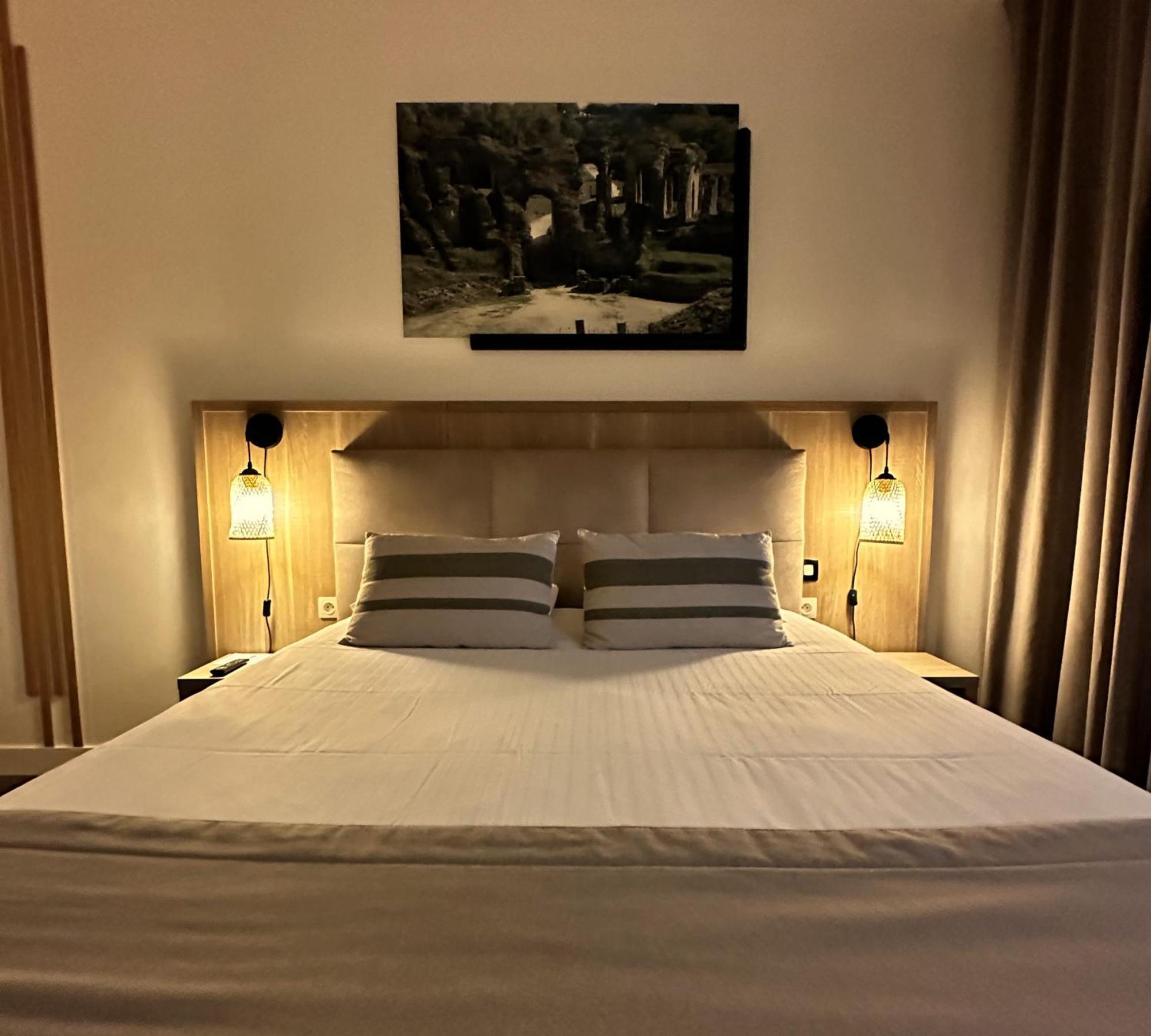 Logis Le Passiflore Cognac Hotel