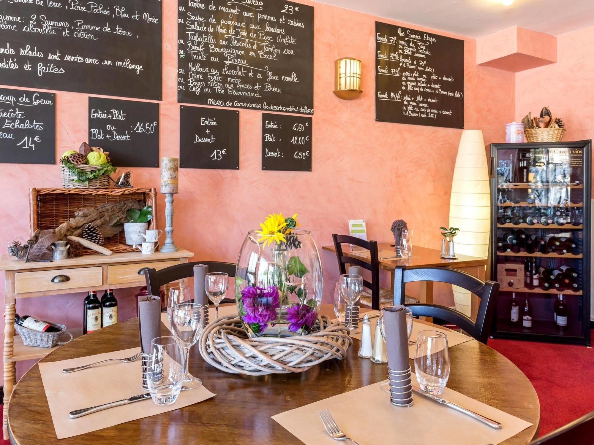 Hotel Logis Le Passiflore Cognac Chateaubernard